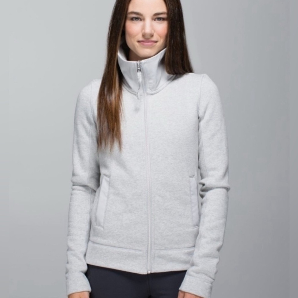 Lululemon Athletica En Route Jacket, Women’s Size 6 Grey Zip Vent, Zip Pockets